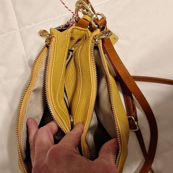 Valentina mustard yellow leather bag - Picture 5 of 9